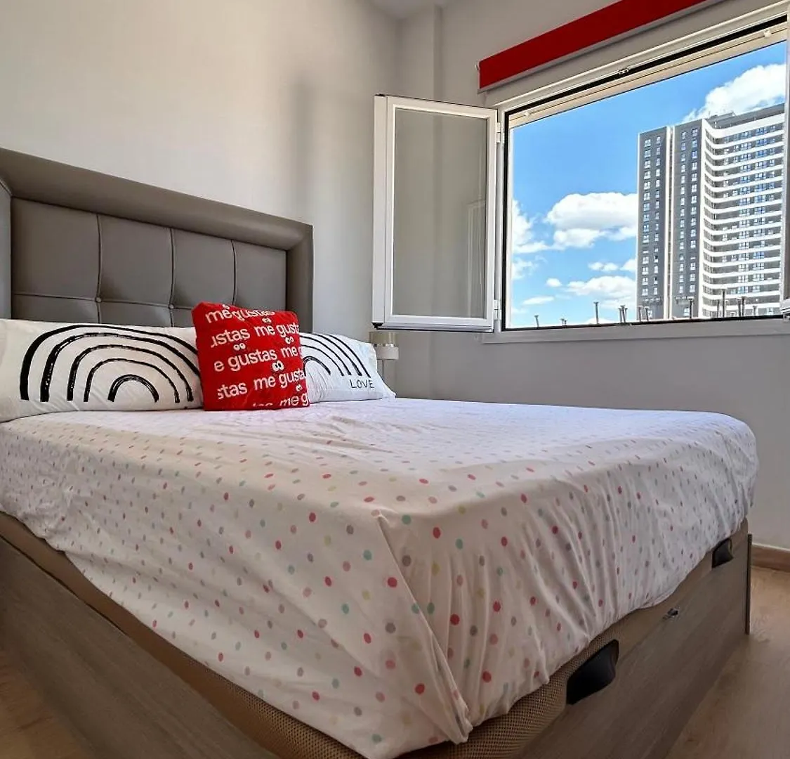 Rascacielos Atico Suites Malaga
